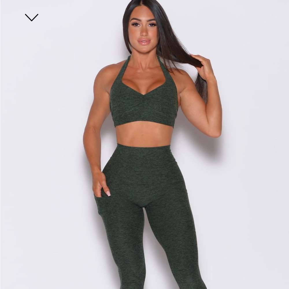 Bombshell sportswear backless bra
